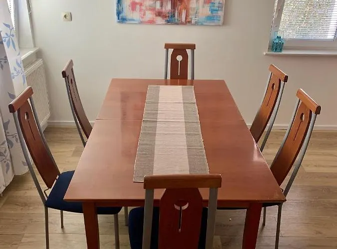 Peachy House Bezigrad Gostinjska kuća